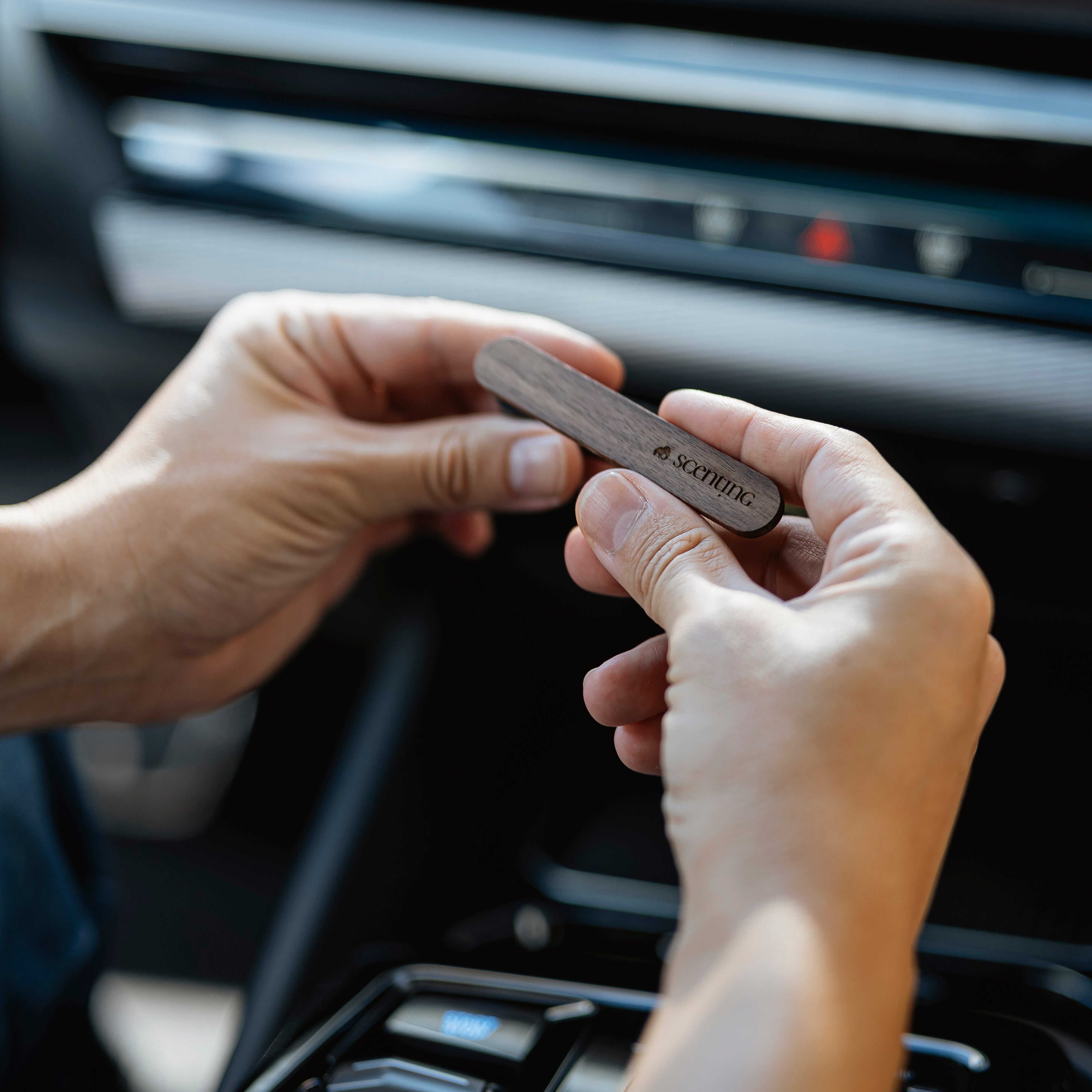 Wooden Car Perfume - Scenting