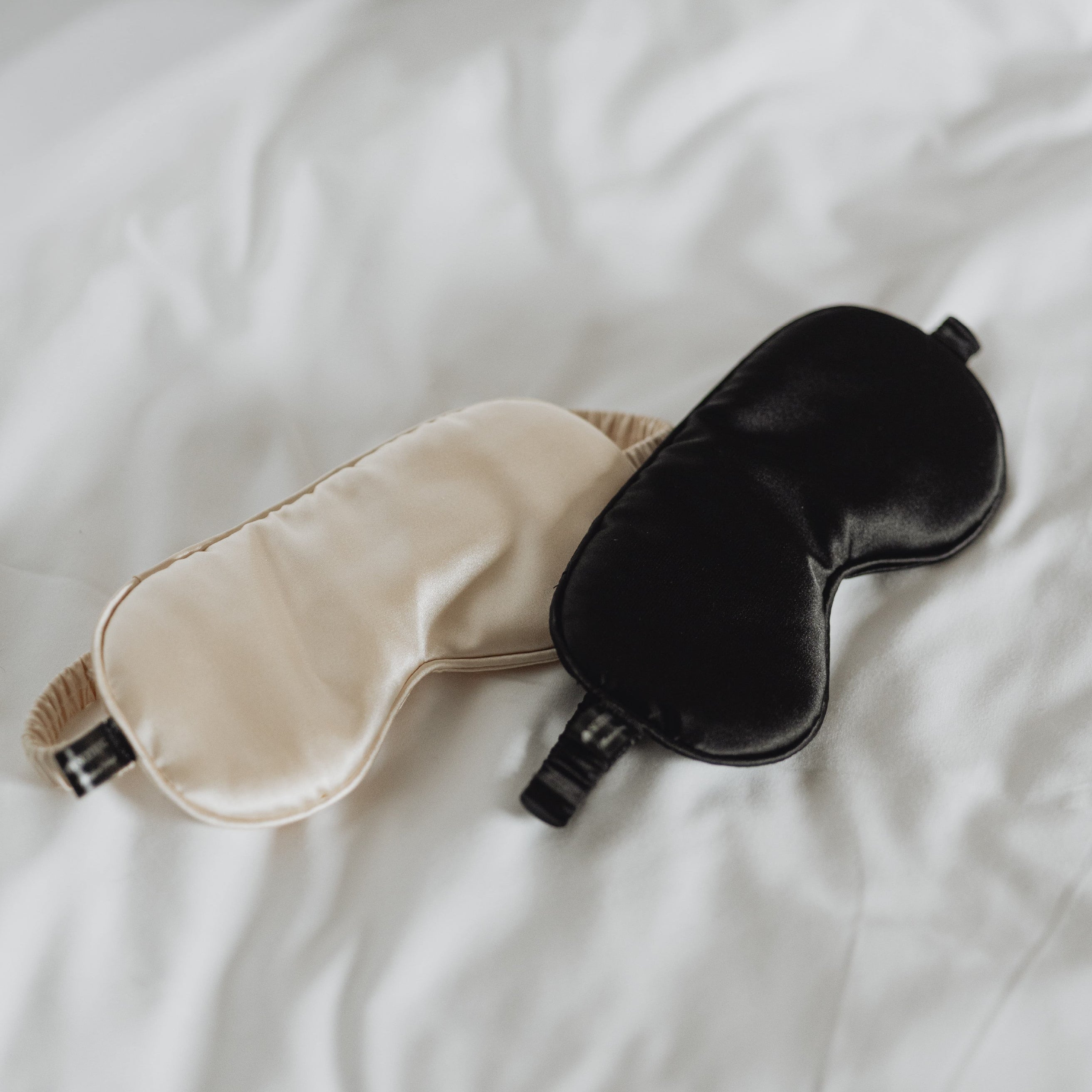 The Nightstand Kit: Cream Mask + 2 Essentials Oils